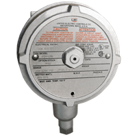 120 Series Type J120 Model 680 Pressure Switch